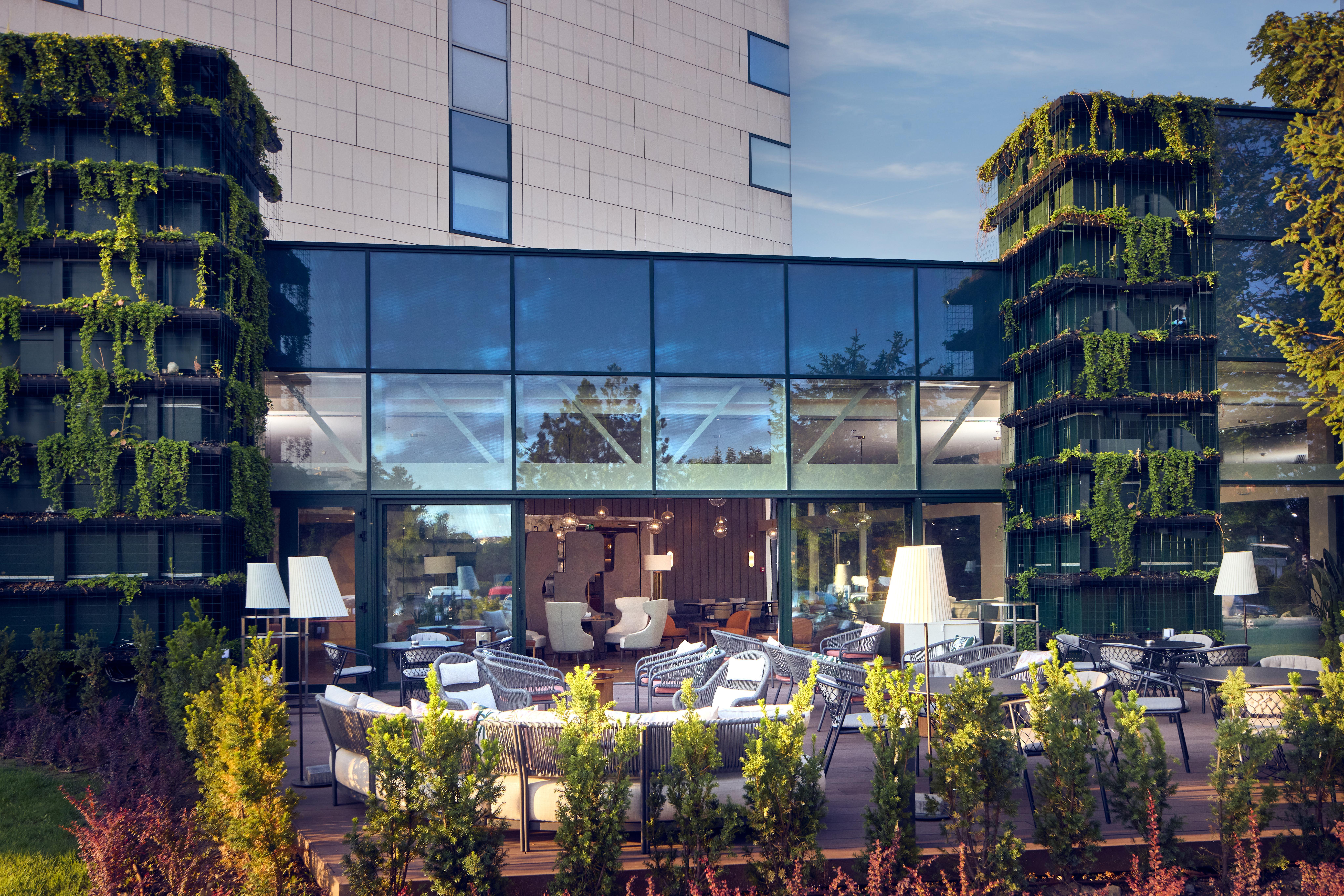 ฮิลตัน โซเฟีย โฮเต็ล Hotel ภายนอก รูปภาพ