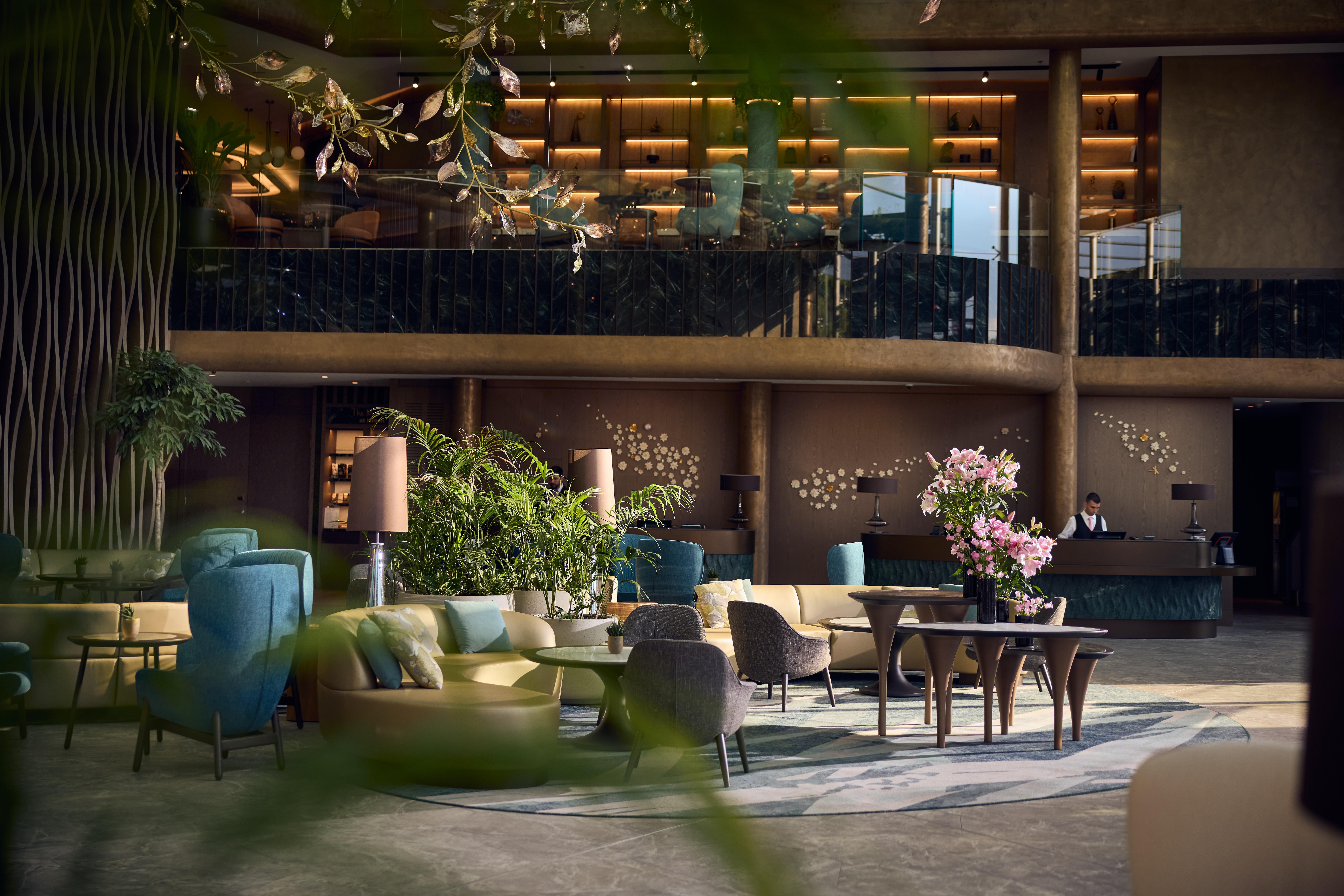 ฮิลตัน โซเฟีย โฮเต็ล Hotel ภายนอก รูปภาพ