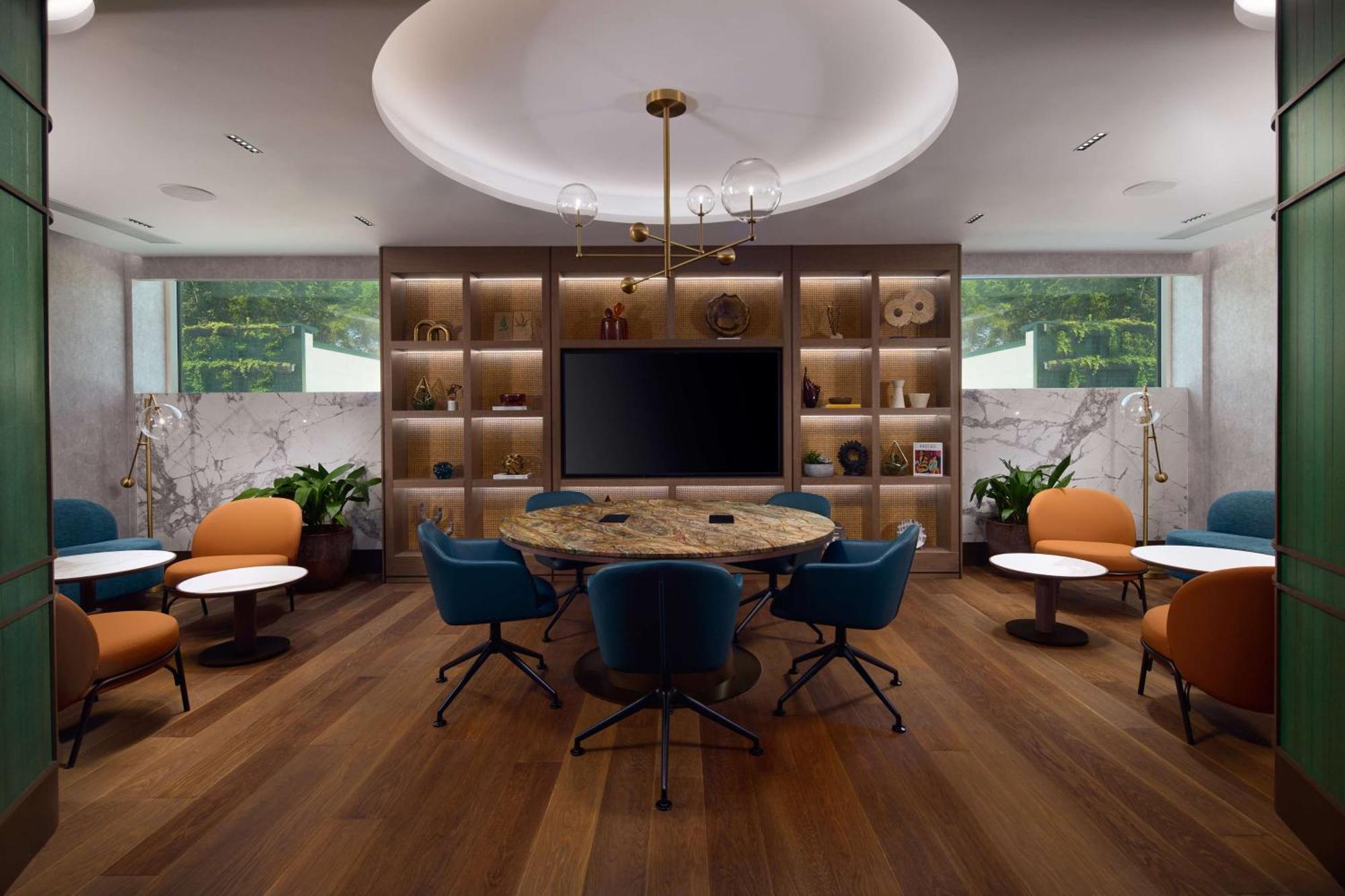 ฮิลตัน โซเฟีย โฮเต็ล Hotel ภายนอก รูปภาพ