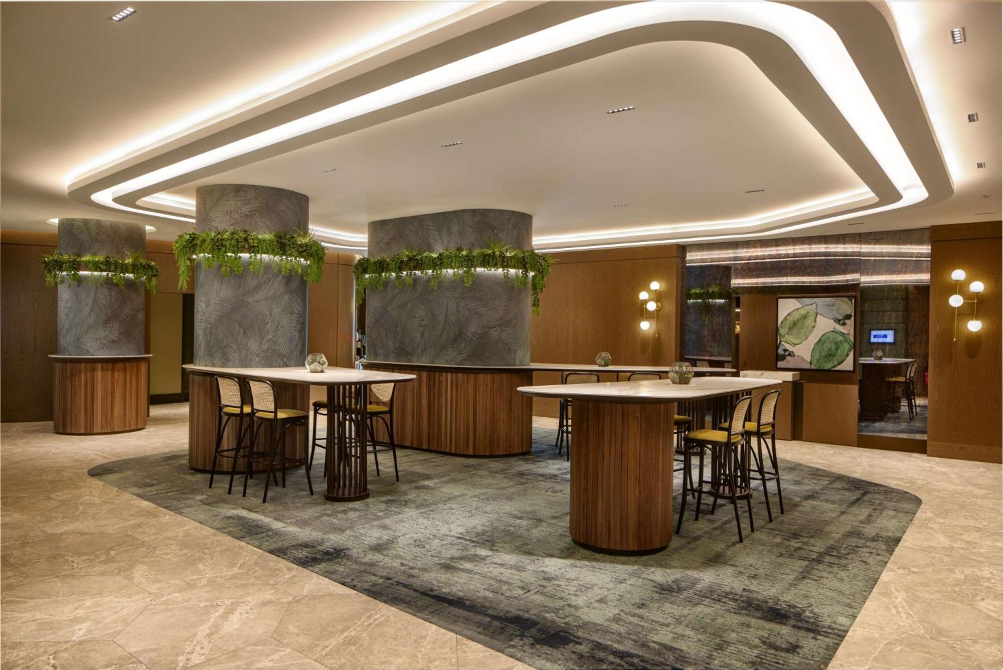 ฮิลตัน โซเฟีย โฮเต็ล Hotel ภายนอก รูปภาพ